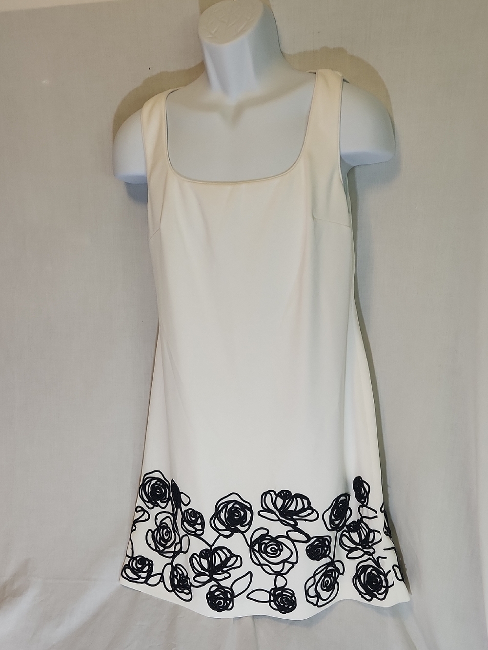 Karl Lagerfeld off white/ cream  Dress with Black 3d Floral Border